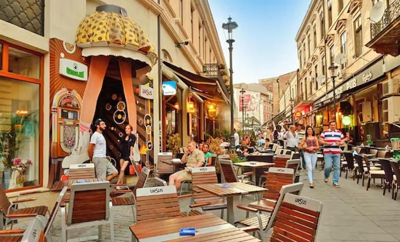 Chic Studio Old City Center - Ivo19 Bucharest Exterior photo